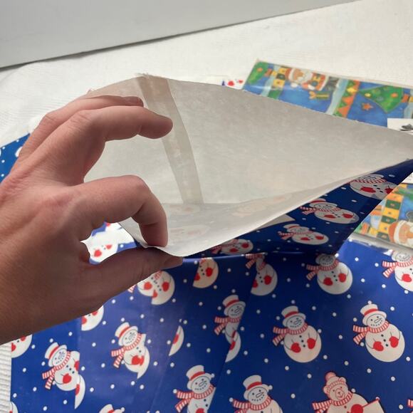 Vintage gift bags and vintage wrapping paper - Picture 4 of 12